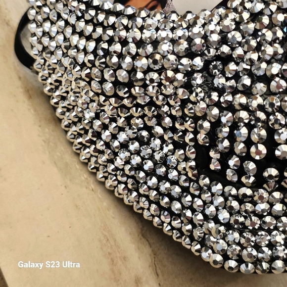 NWOT Crystal Embellished Half Skull Mask - Picture 2 of 8